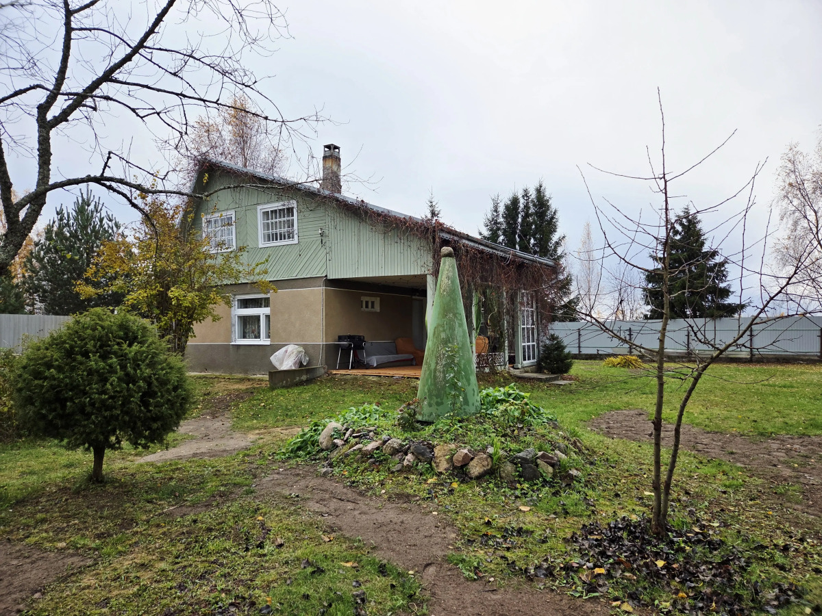 Частный дом Загородный дом с верандой возле Финского залива