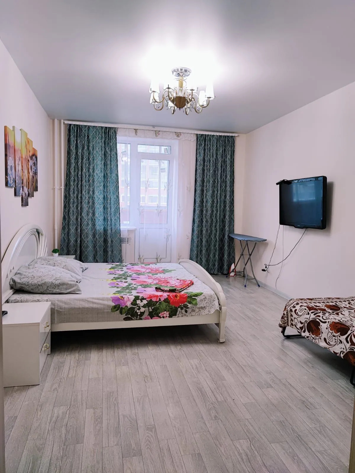 Апартаменты 2-х комнатные на Юности 3