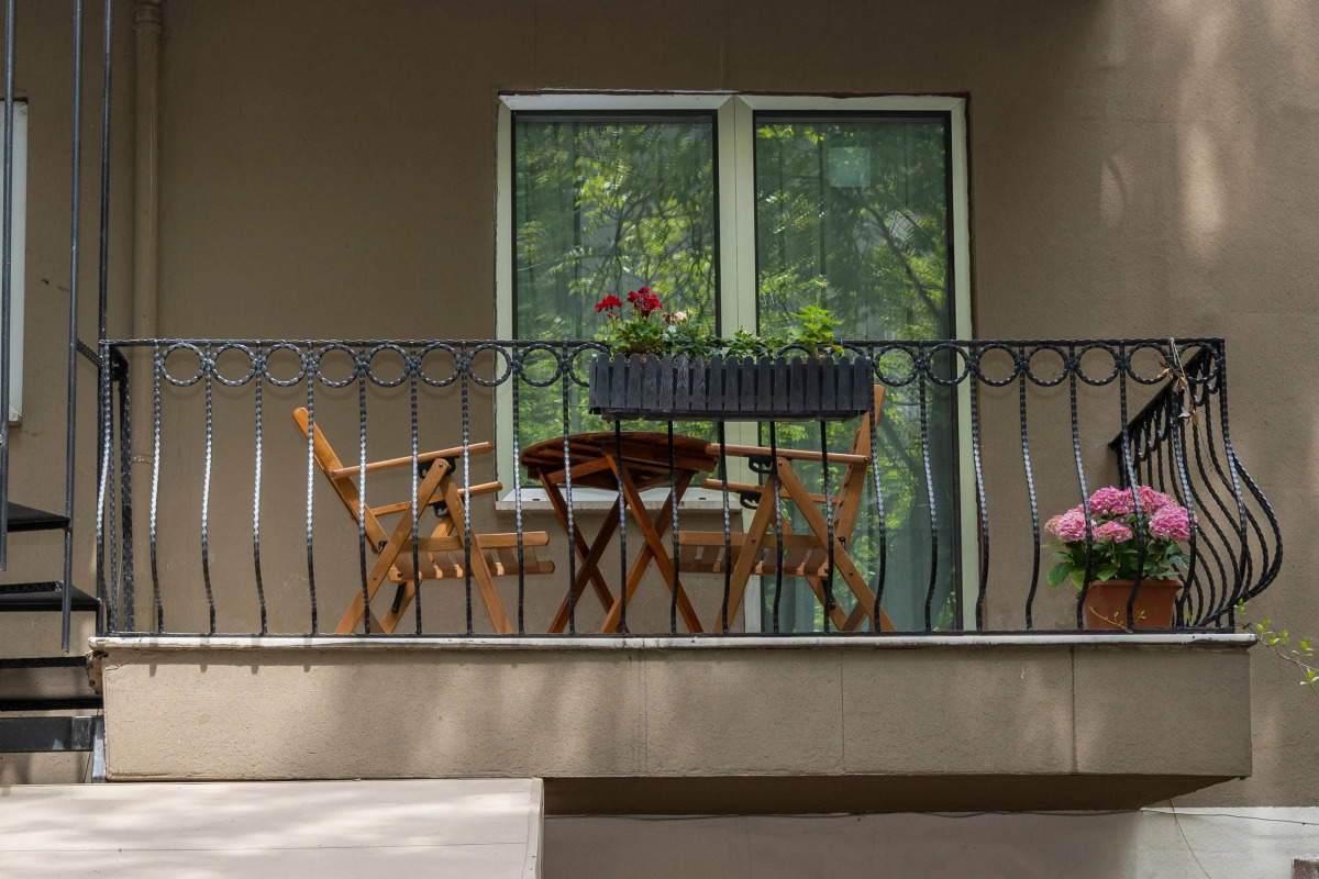 Отель The Marions Suite