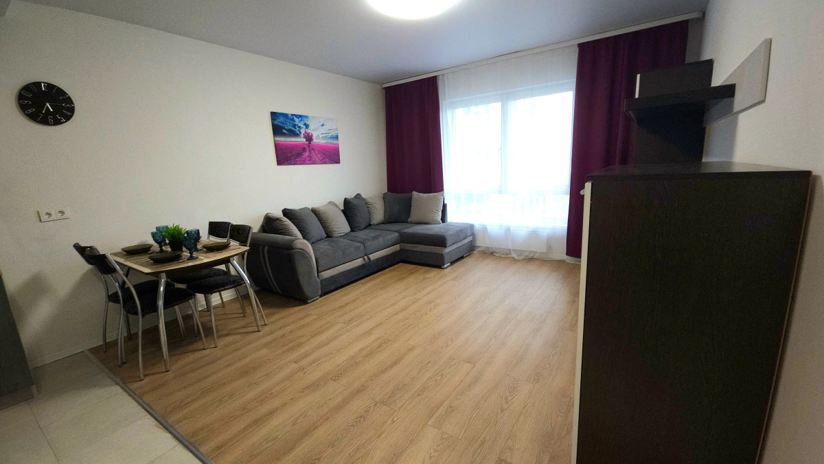 Апартаменты Исеть Парк