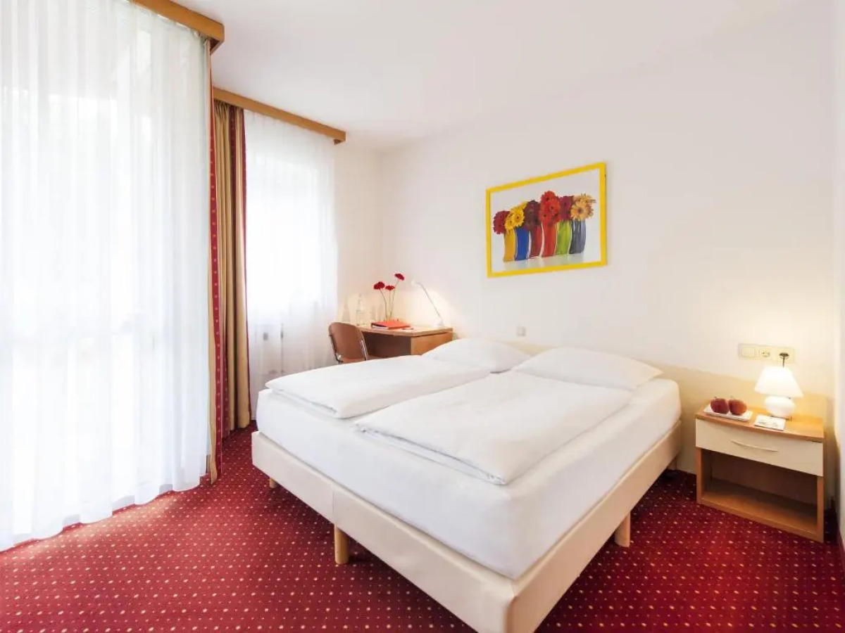 Отель Andante Hotel Erding