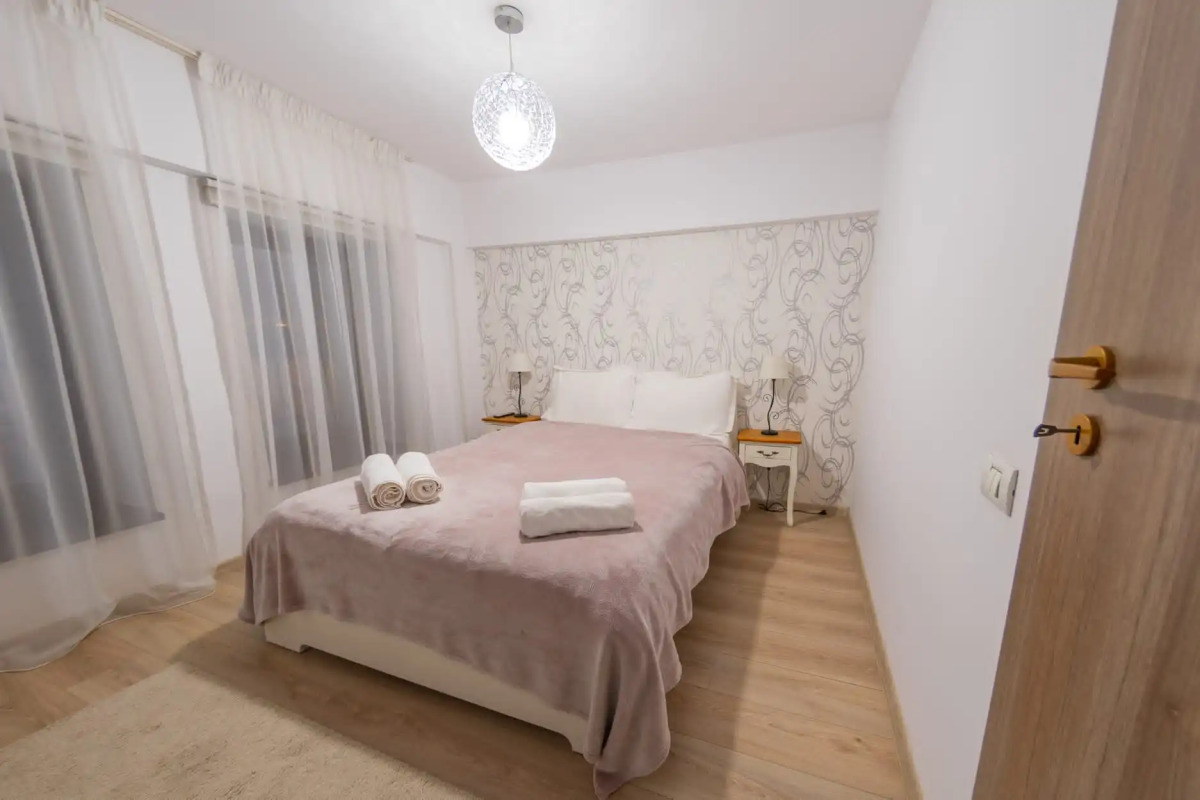 Отель Avenue Parliament