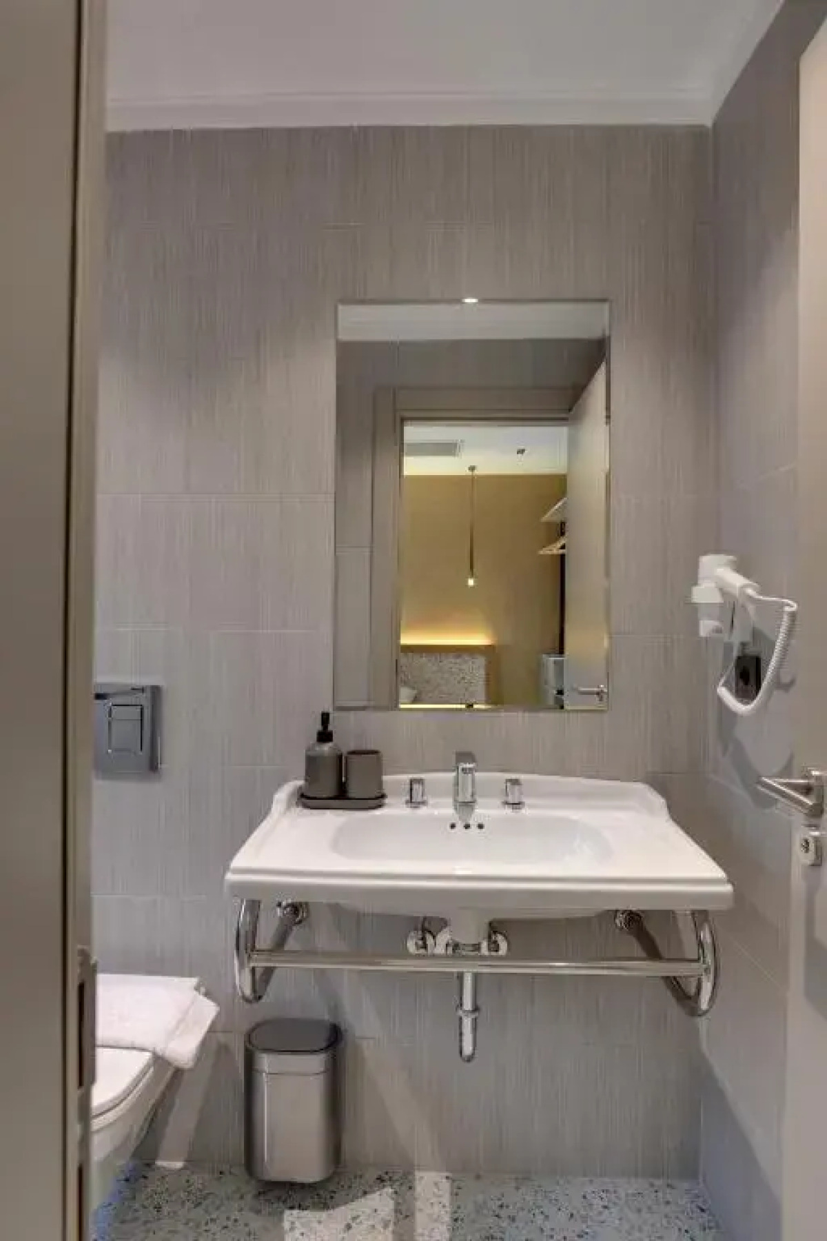 Отель 21 Rooms Hotel