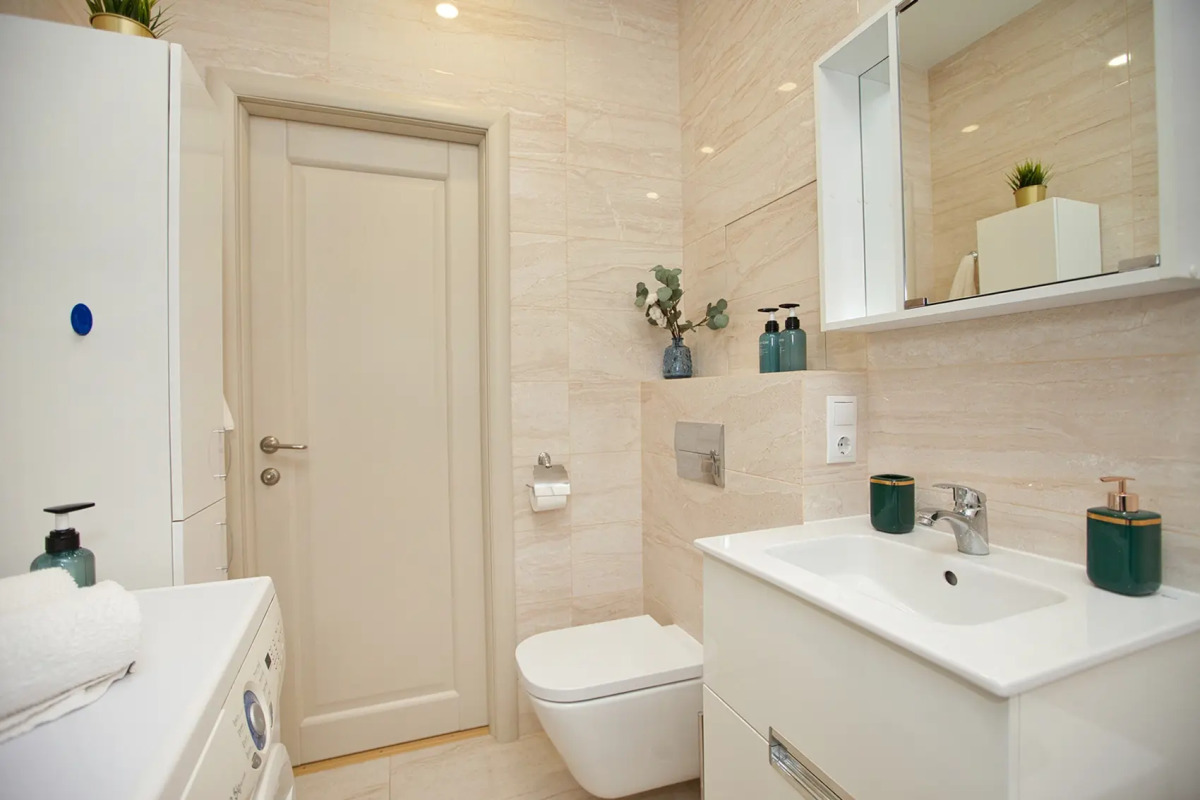 Апаратаменты около НЦ Кулакова