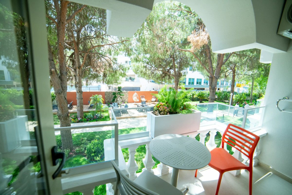 Rose Garden Premium Hotel