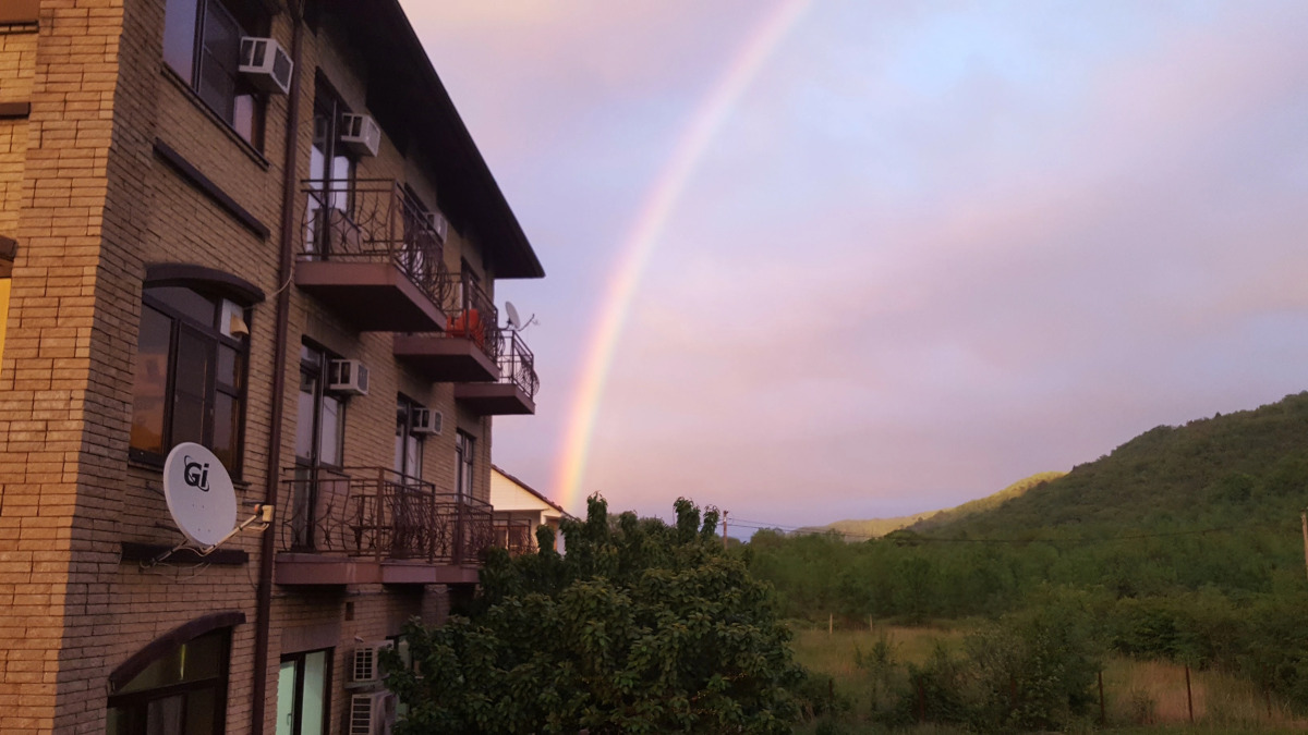Гостевой дом Замок на Земляничной