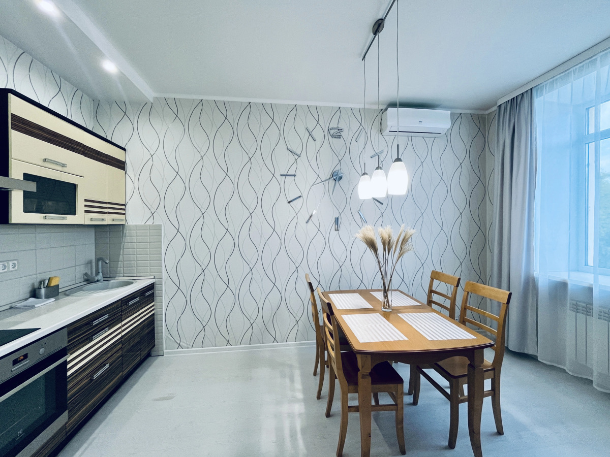 Апартаменты Unique Apart Лен рядом с Медсанчастью МВД, Парком Чудес и СГК Кирова 25