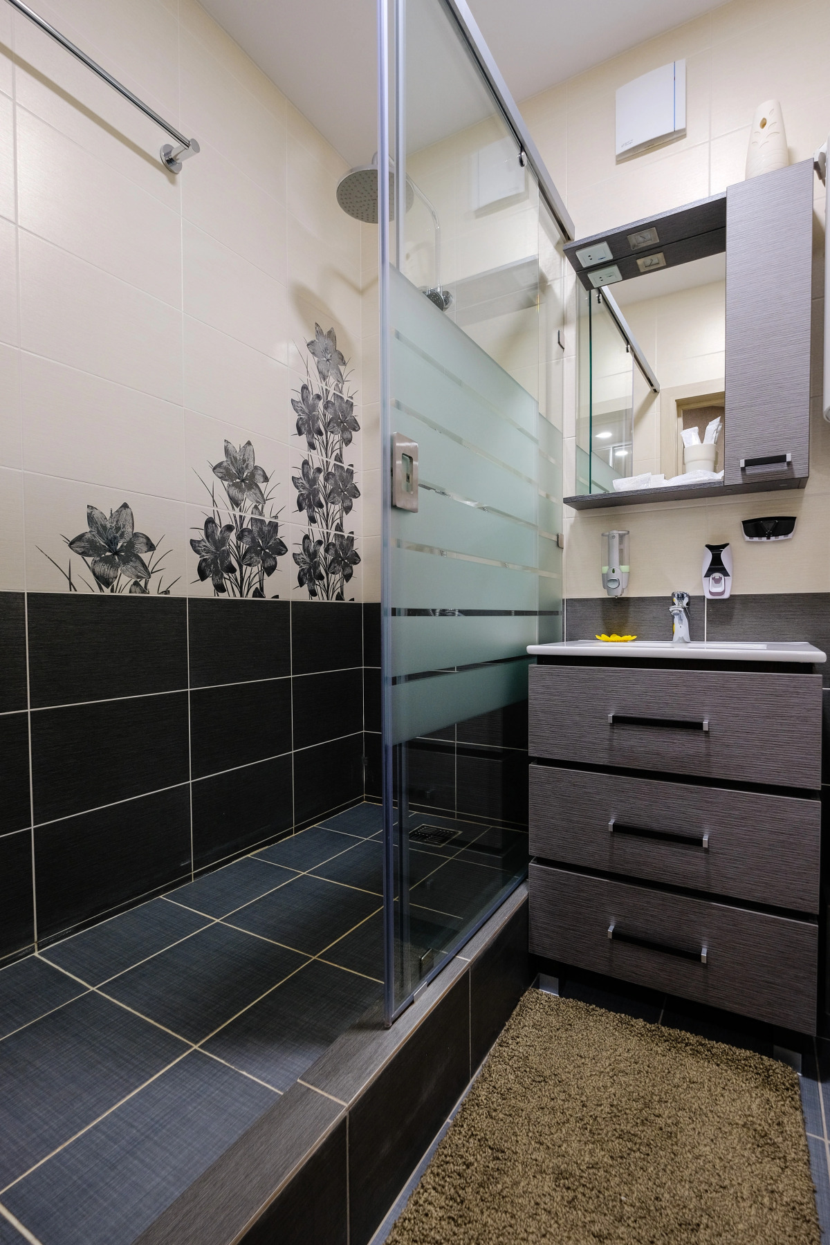 Апартаменты DomVistel на Титова 253/1 VIP