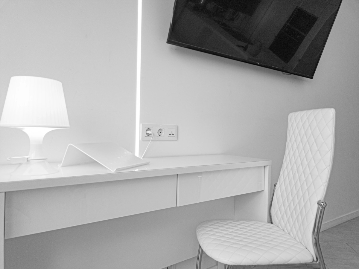 Апартаменты 18 этаж,студия 36кв.м,джакузи,балкон,вид на Волгу,новый дом,самый центр,вокзал пешком