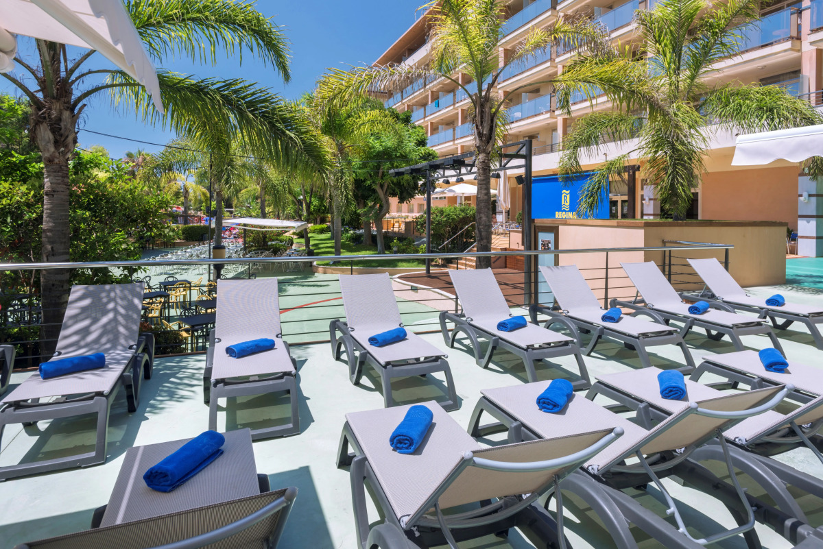 Отель 4R Gran Regina