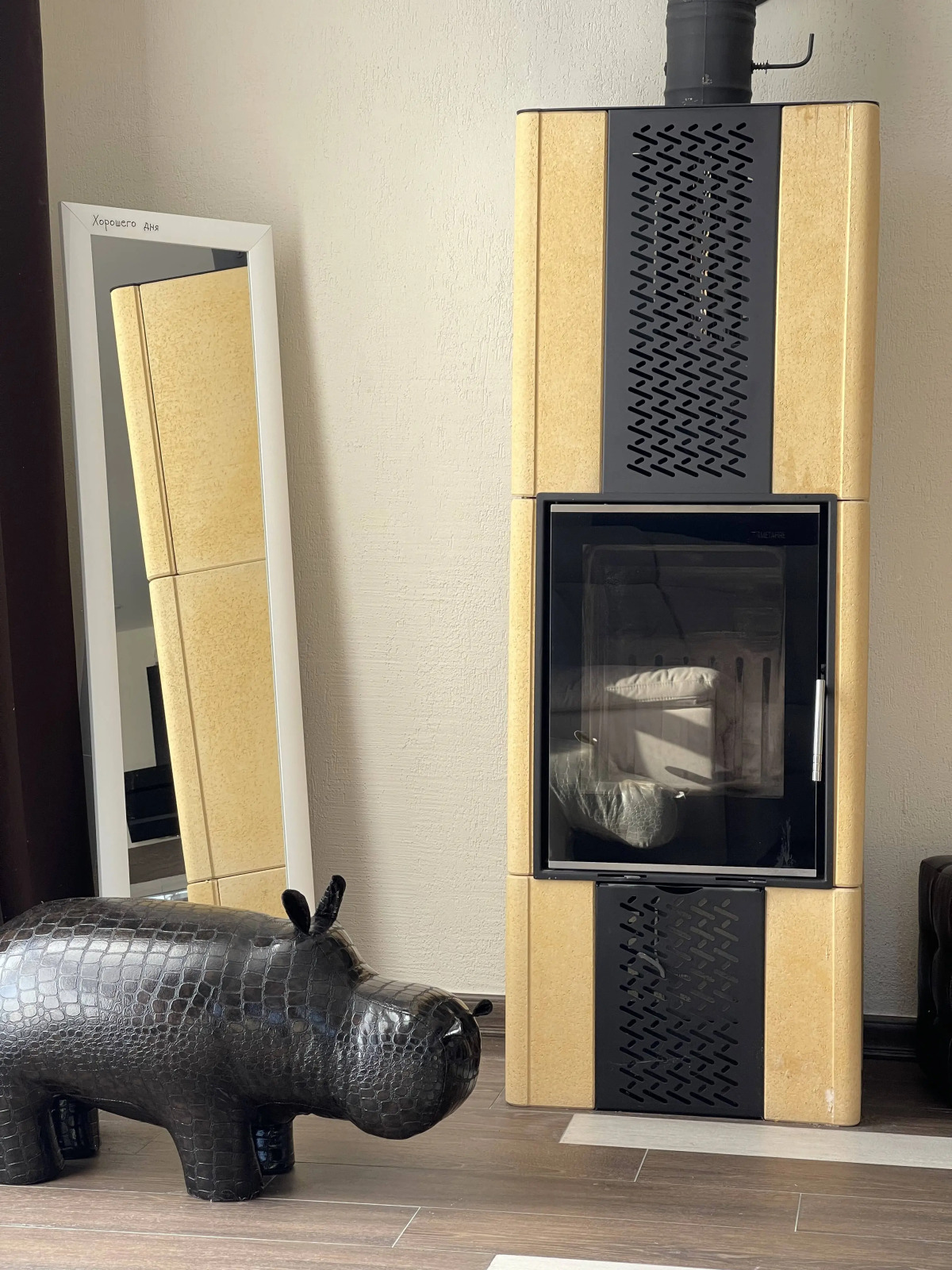 Вилла с бассейном и 5 мастер спальнями