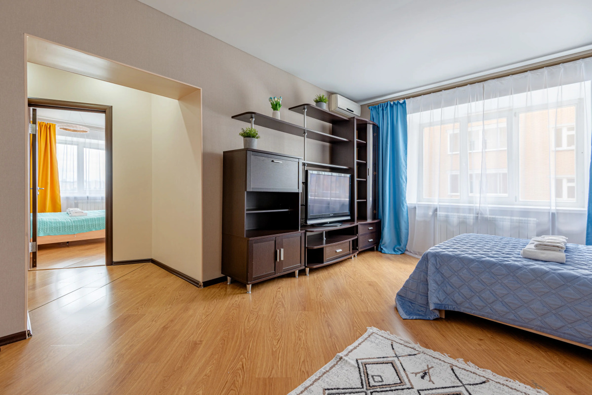 Квартира 2-к у Залива на Крылова 5 от RentAp