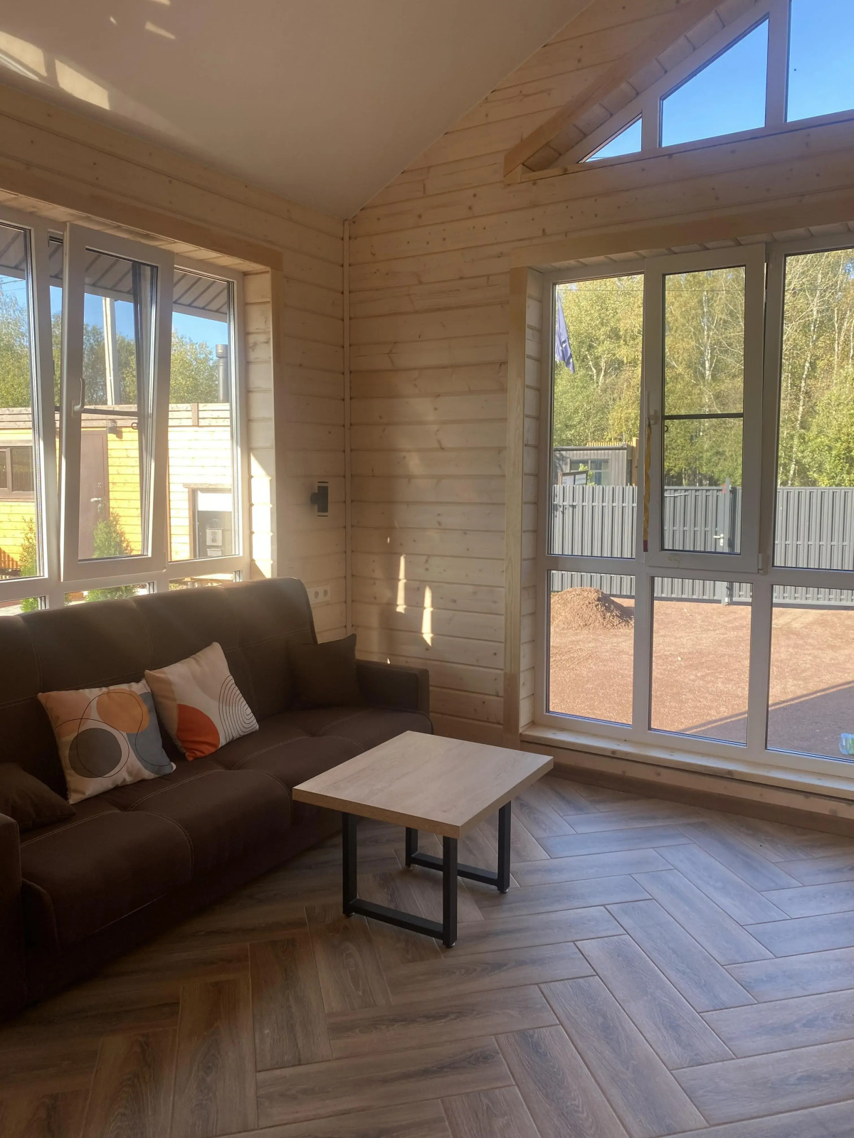 Частный дом Традиция отдыха - дом у озера c баней и купелью