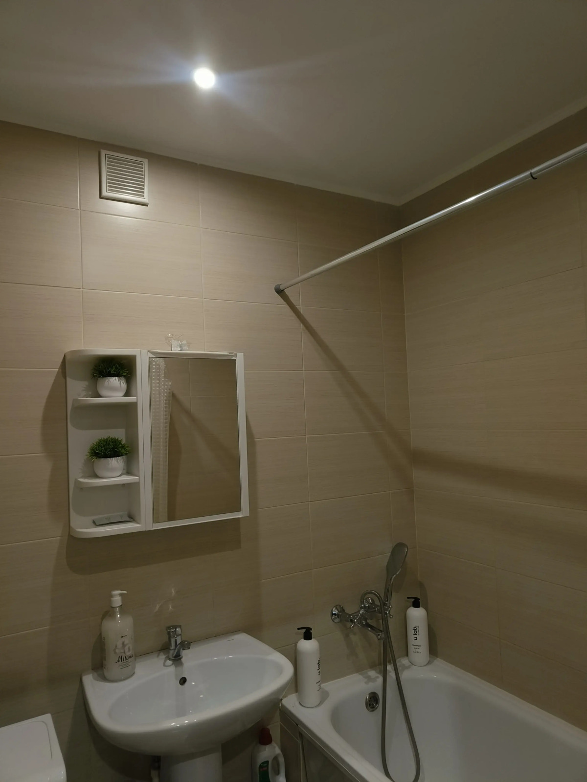 Апартаменты солнечные возле реки