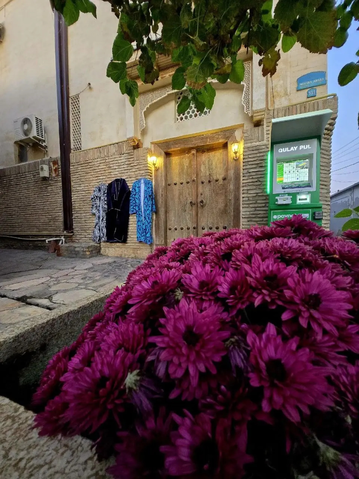 Отель Chor Minor 90 м до cтарого города мы готовы к осеннему празднику