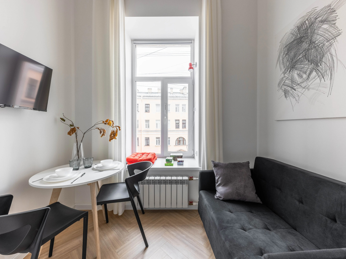 Квартира Уютная студия в центре с окнами в тихий двор