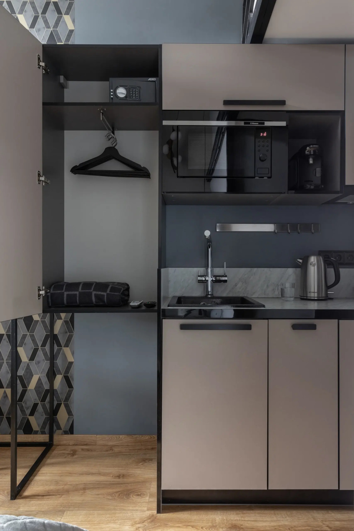 Апартаменты Apart104 с Видом и Выходом на Набережную реки Фонтанки (111)