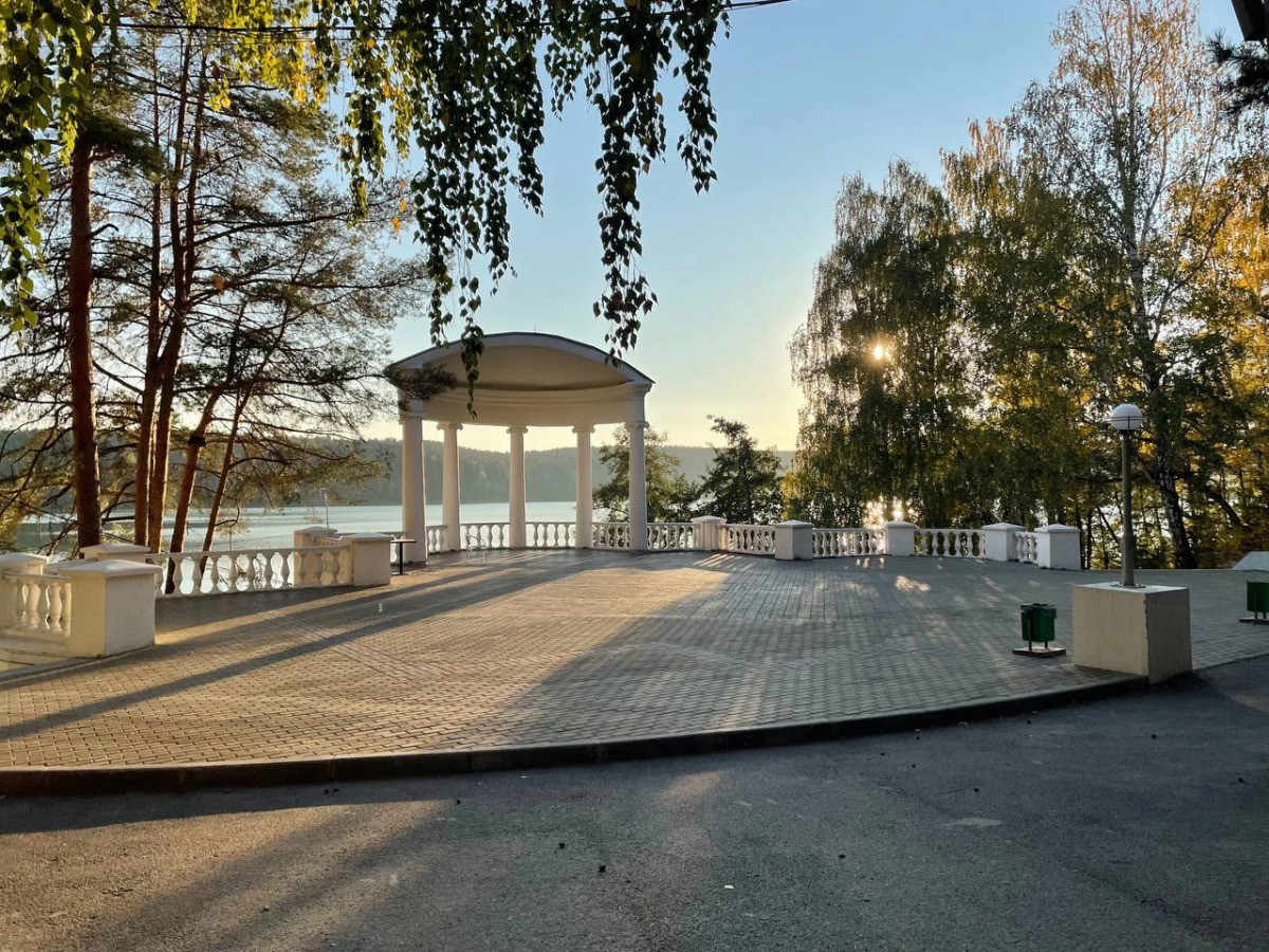 Семейный курорт Утес