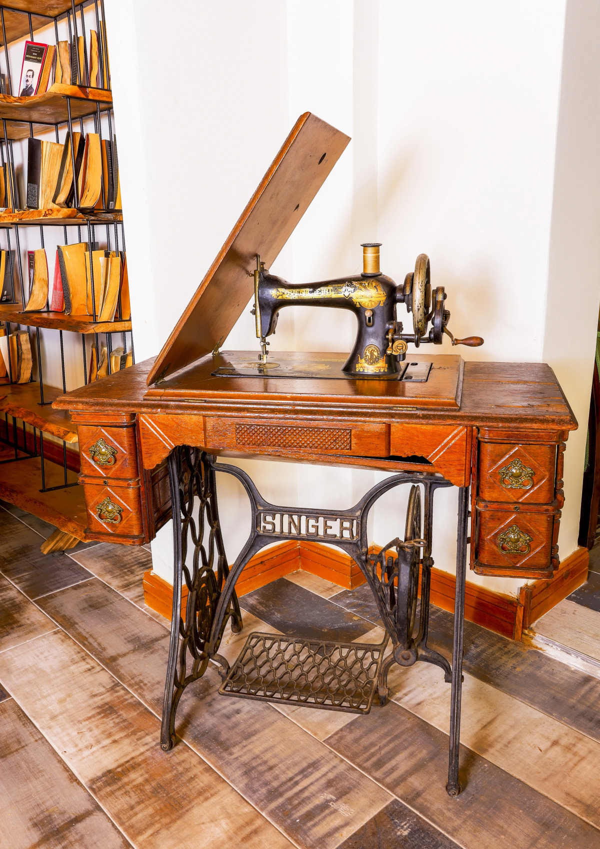 Отель WOO Town Suites