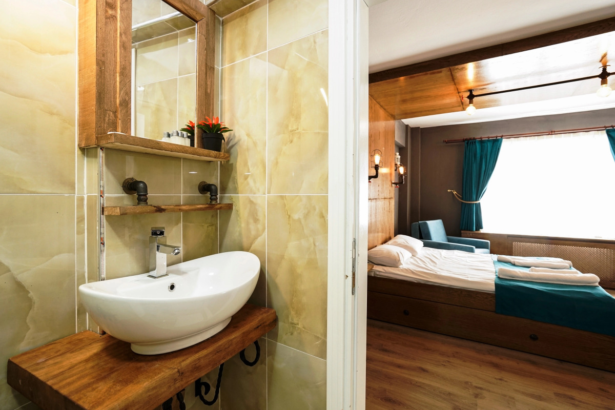 Апарт-отель  Cube Suites