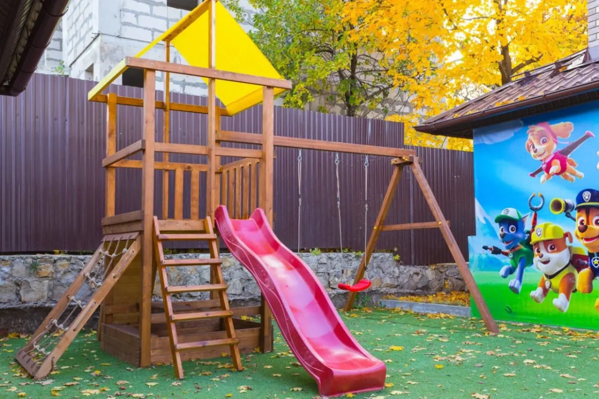 Отель Village House