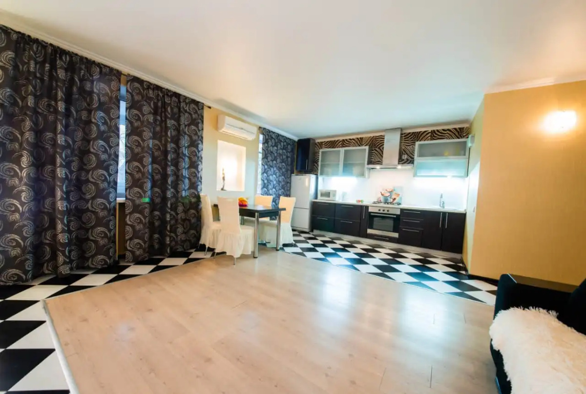 Апартаменты На Симбирцева 44