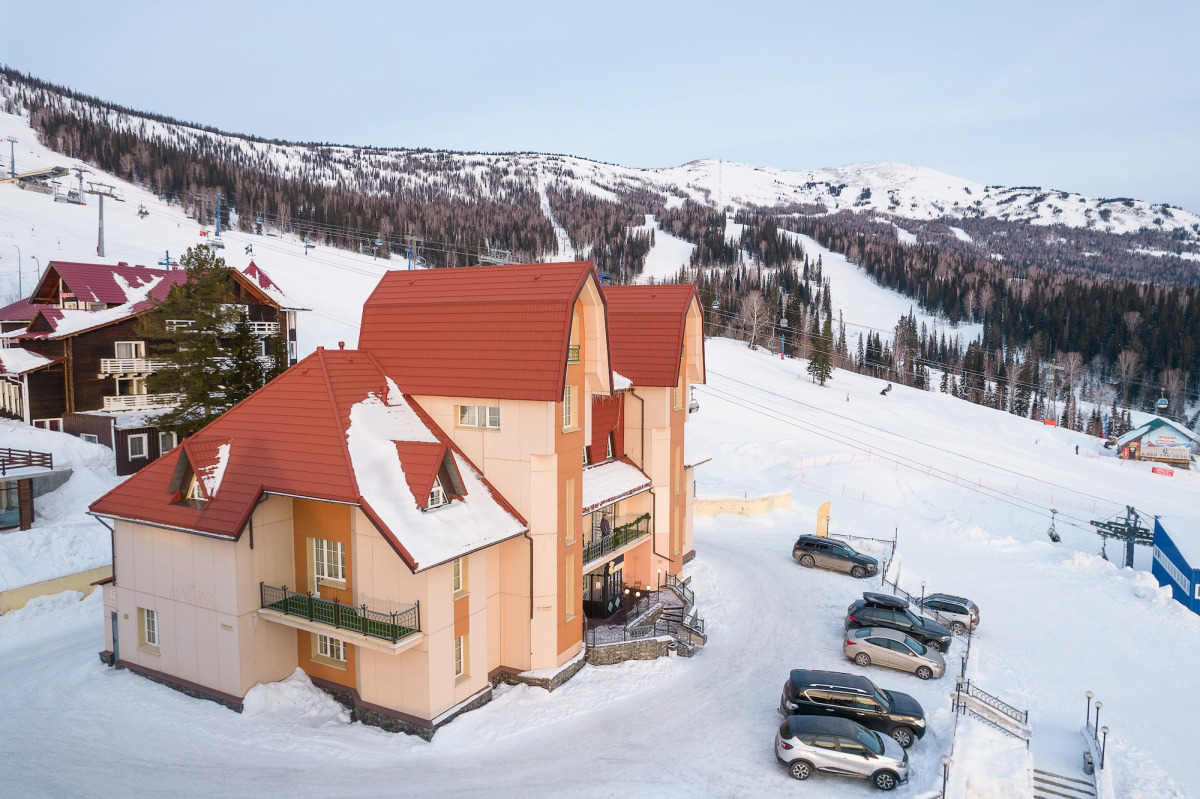 Отель Елена Шерегеш