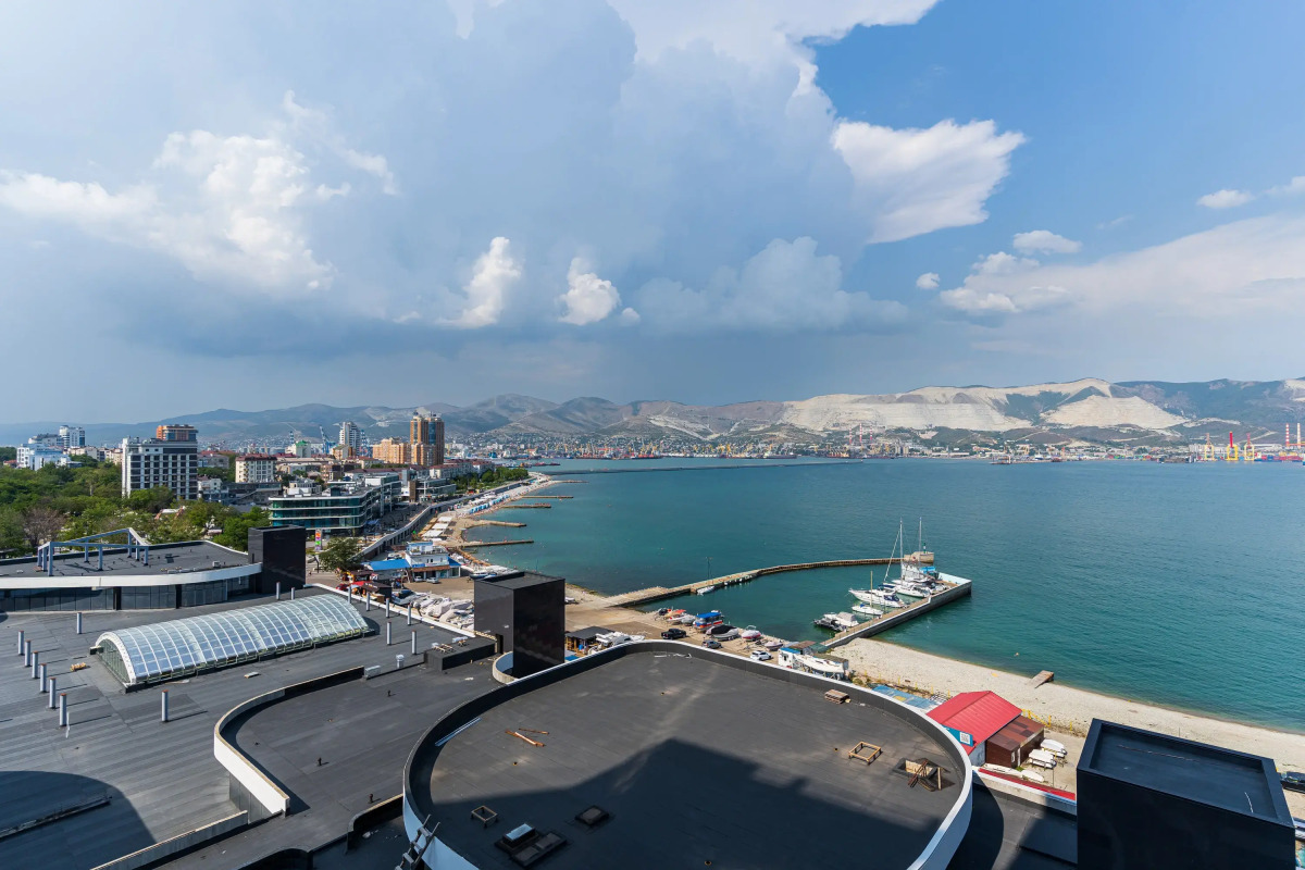 Апартаменты Класса Люкс на Первой Линии в Центре Новороссийска от LetoApart