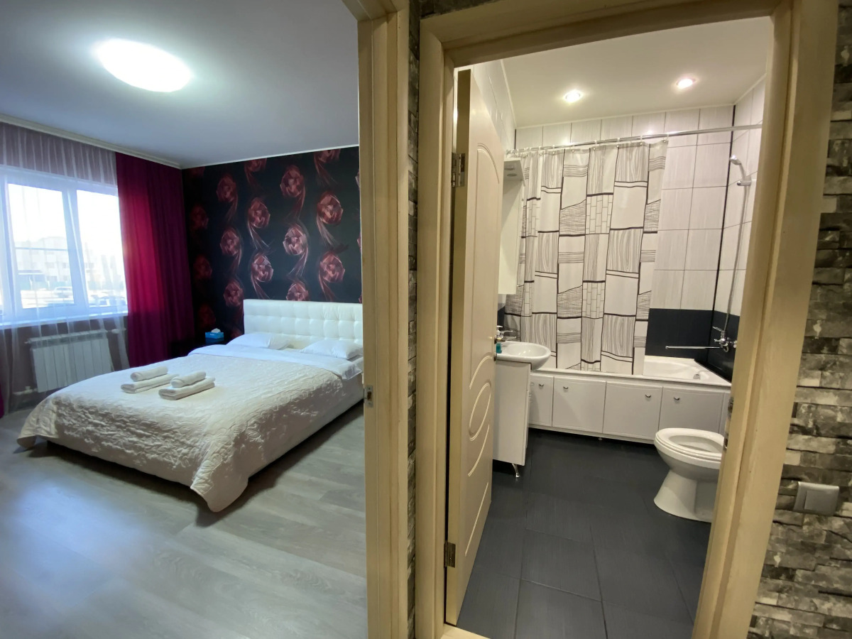 Квартира 2-комнатная KOMILFO-HOME на Топоркова