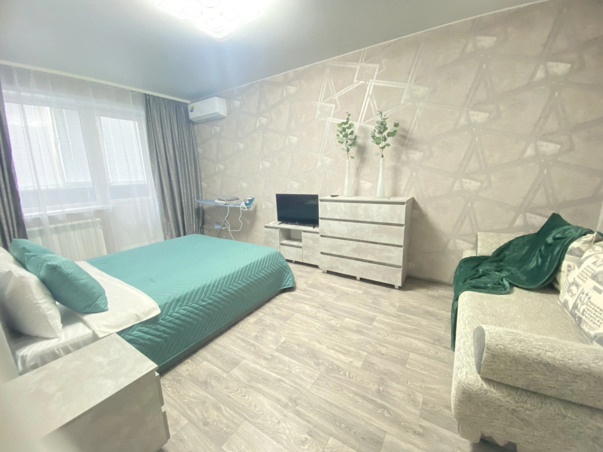 Апартаменты 1-комн Квартира 41кв.м, возле ТЦ Сити Парк ул. Севастопольская д.25 В