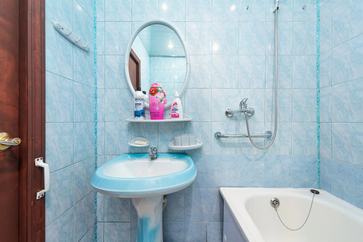 Апартаменты Семейная Квартира на 6 человек м.Домодедовская