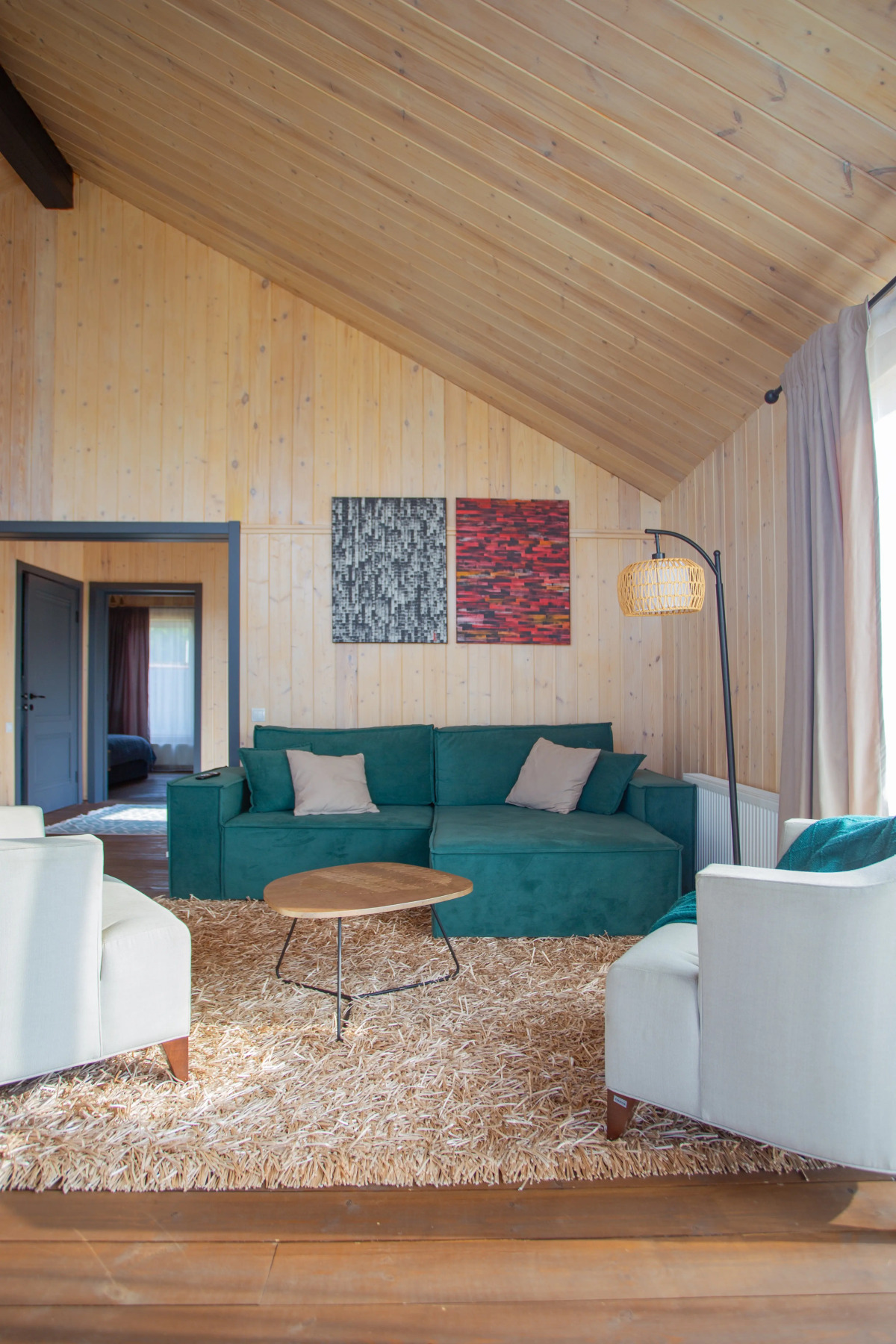 Частный дом Барнхауз у озера