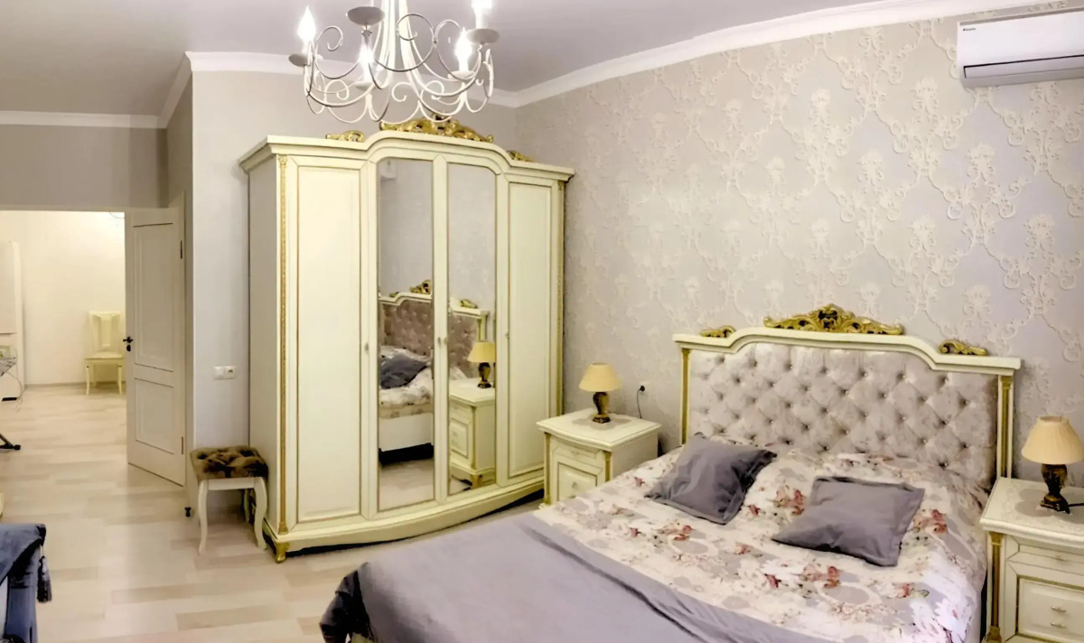 Квартира Пятигорская 24 27/2