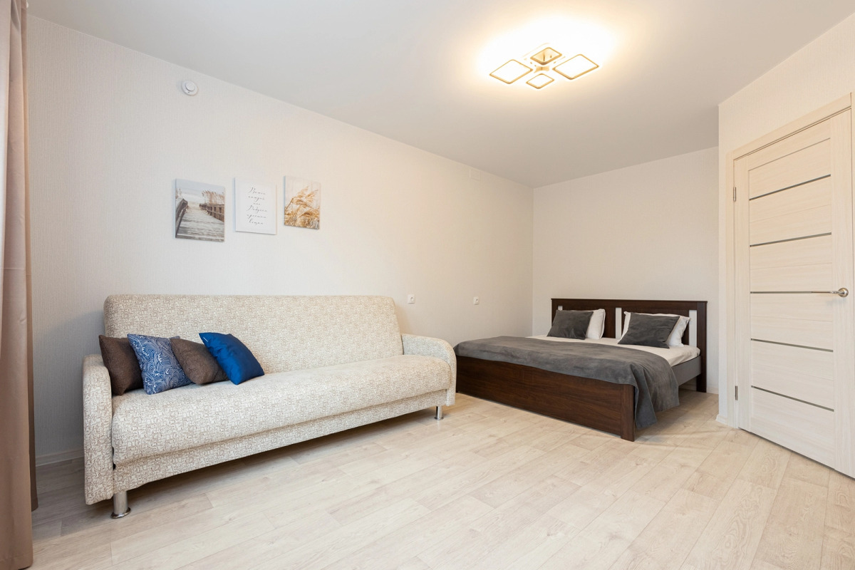 Апартаменты KvartalApartments на Кораблестроителей 80