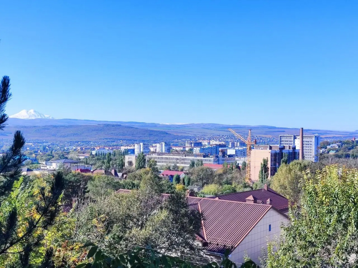 Апартаменты Просторные для большой семьи с видом на Машук