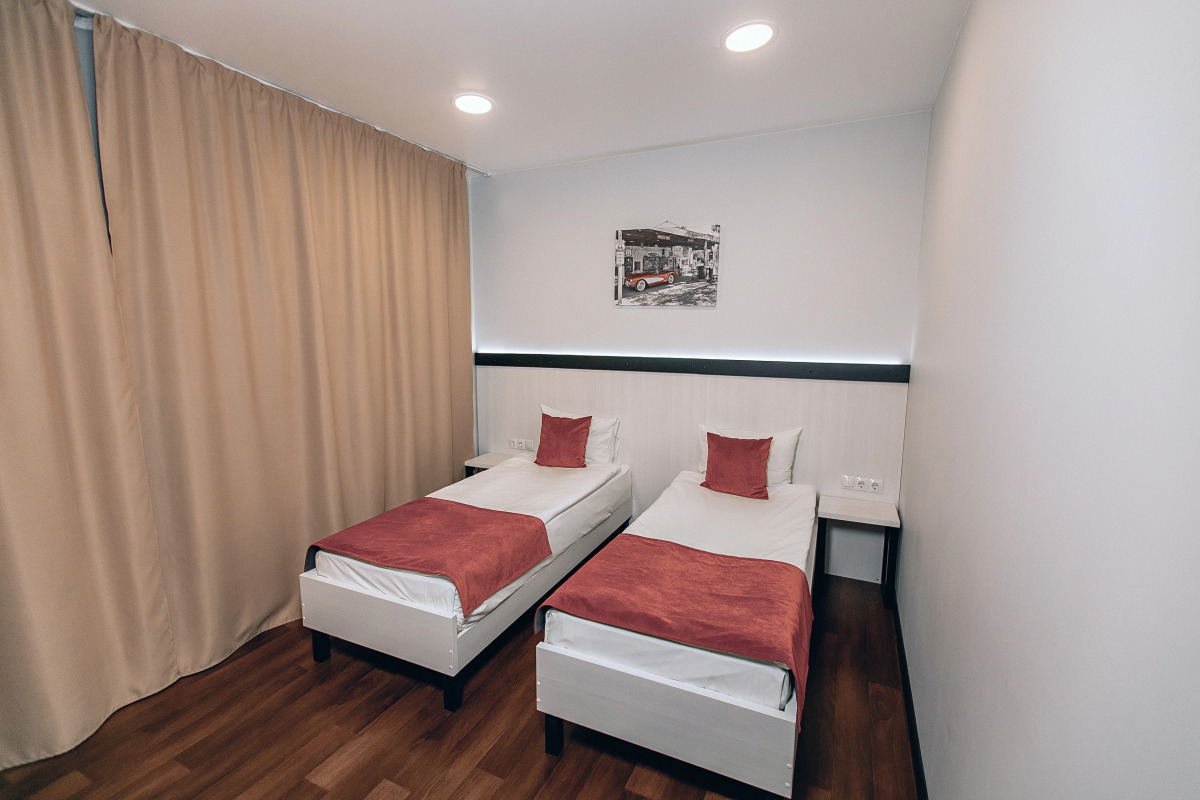 Отель RedFox в центре