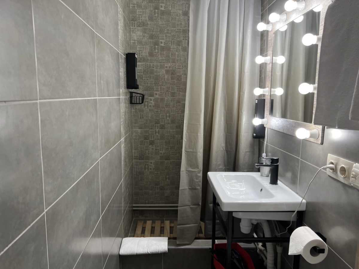 Апартаменты с Часами в Стиле Лофт