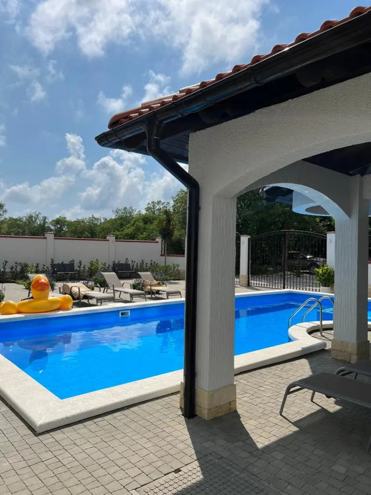 Вилла Анна Делюкс