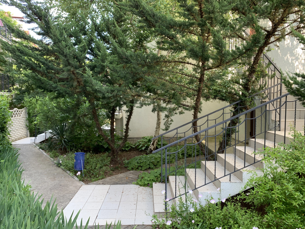 Отель Амалия