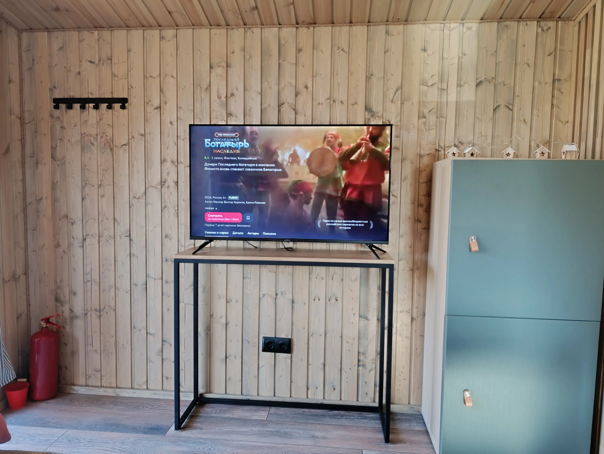 Частный дом Загородный комплекс на берегу реки с баней 1