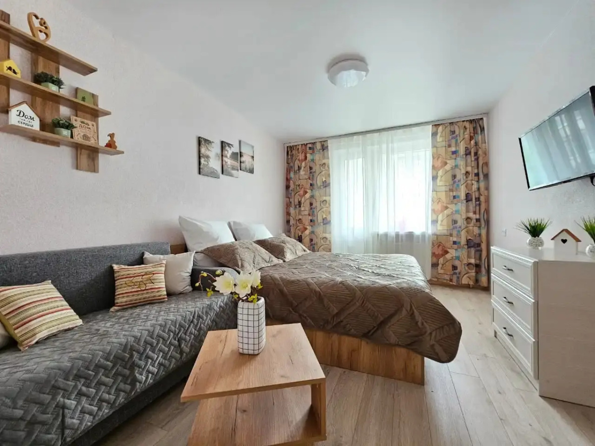 Квартира Живи Уютно