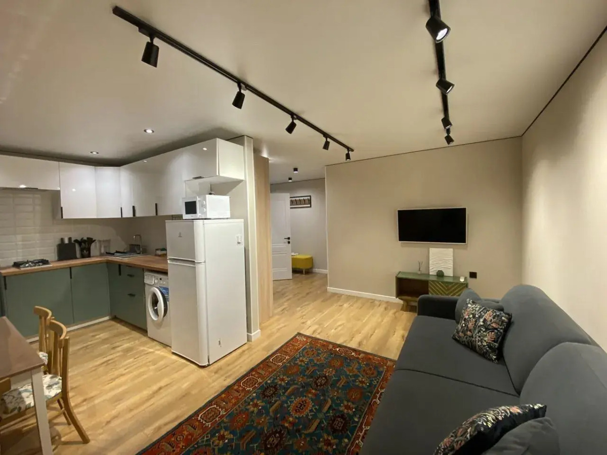 Квартира на Улице Тхапсаева 16