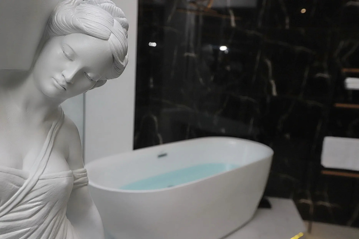 Апартаменты с Отдельностоящей Ванной