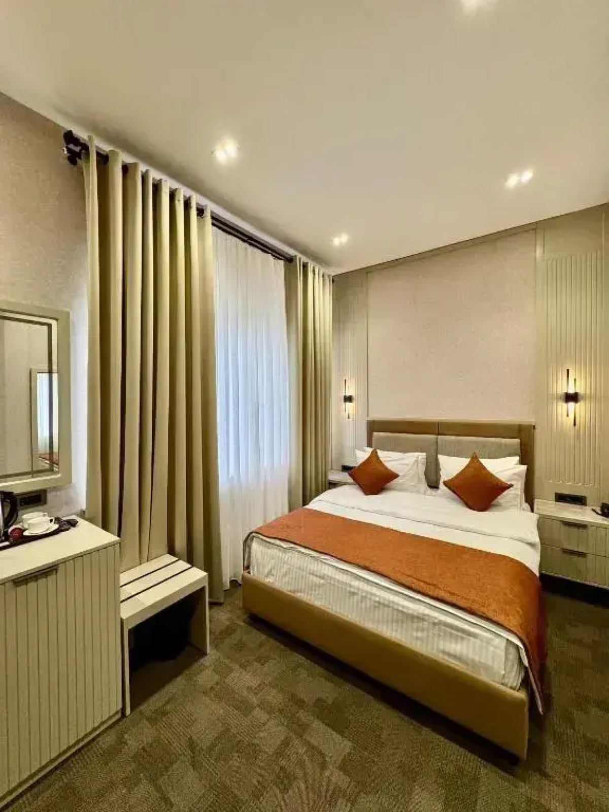 Отель Nizami Central Park