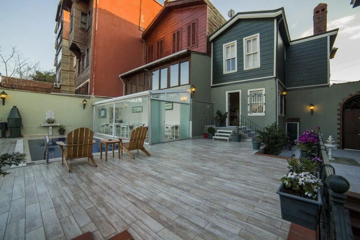 Отель HHK Hotel