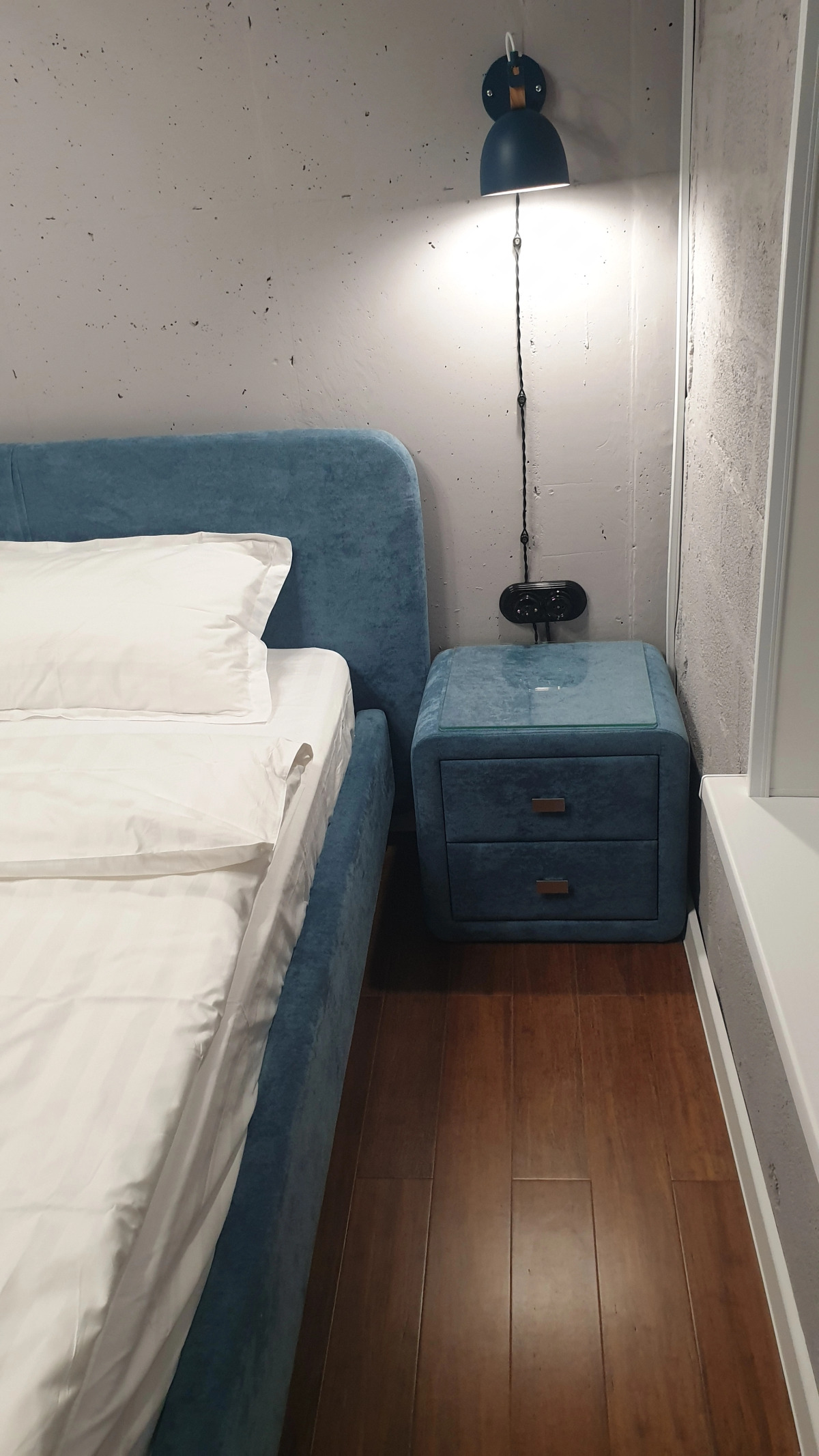 Апартаменты Green Lamp Downtown