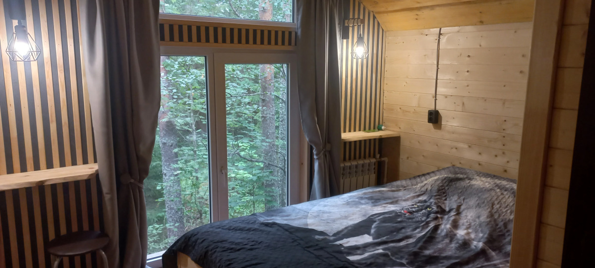 Частный дом Тихий Каньон