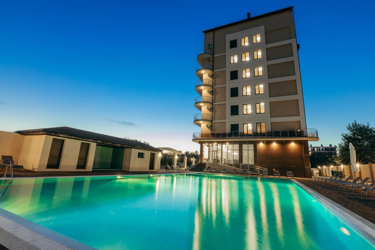 Отель Гостиничный комплекс Family Pride Inn