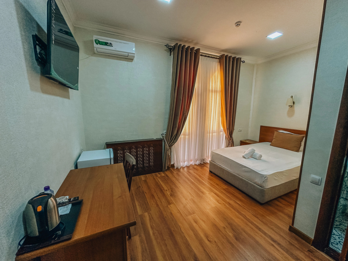 Отель Pakhlavon Hotel