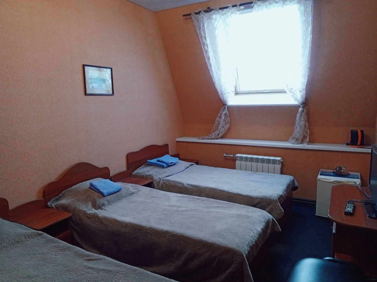 Отель Айсберг